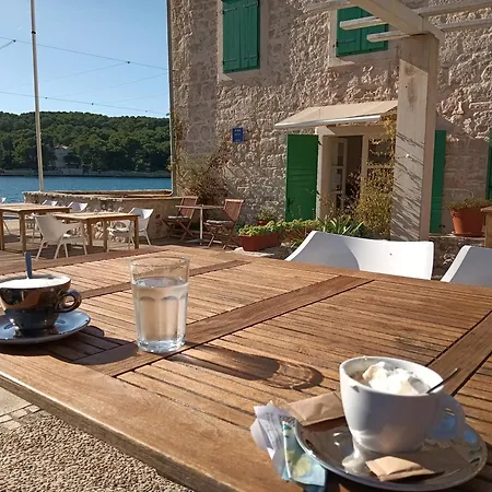 Holiday Home Ana Ferienhaus Prvić Luka