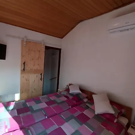 Holiday Home Ana Ferienhaus Prvić Luka