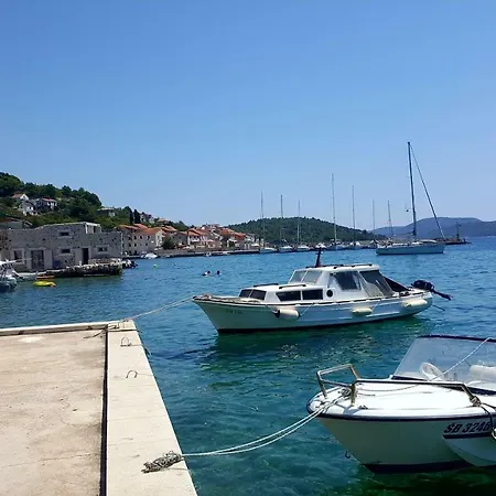 Feriehus Ana Prvić Luka