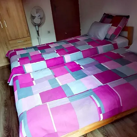 Ana Semesterbostad *